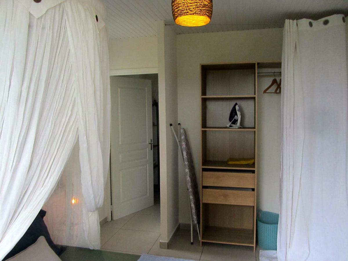 Or Bleu-Bungalow Volcan Soufriere-Vue Sur Mer Saint Claude Bagian luar foto